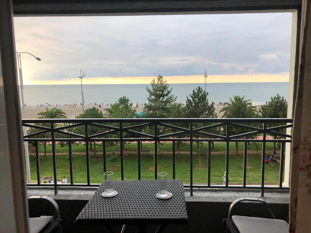 Amazing Magnolia Apartman Batumi Kültér fotó