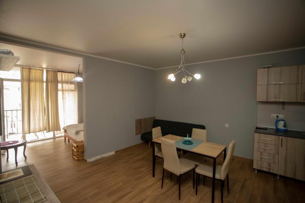 Amazing Magnolia Apartman Batumi Kültér fotó